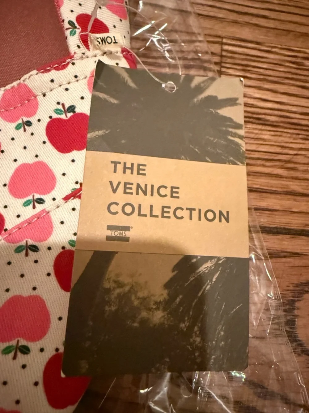 TOMS Cream Slip-On Sneakers with Red and Pink Apple Print - Picture 2 of 6